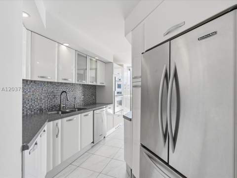 3610 Yacht Club Dr 702, Aventura FL - photo 14 of 69