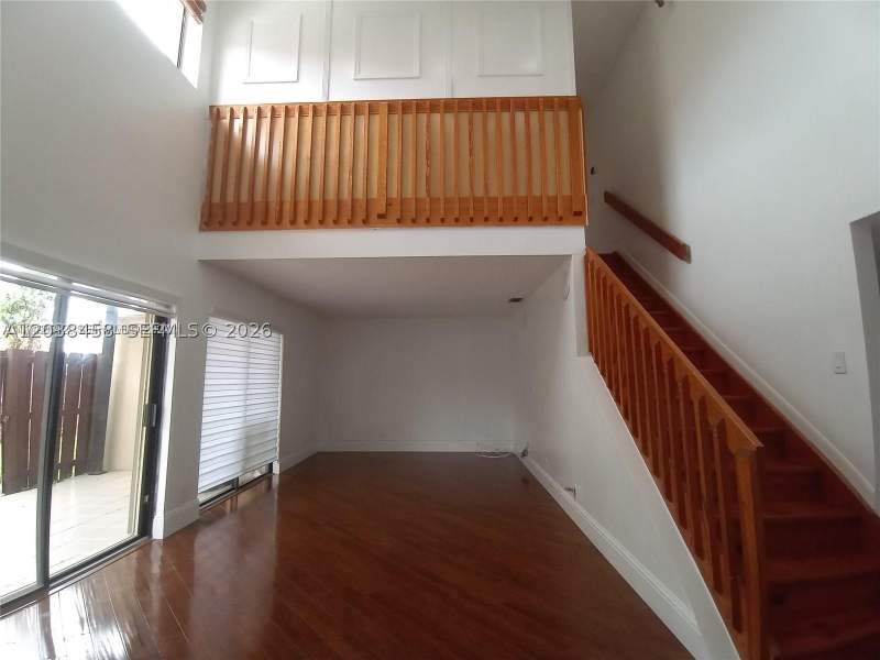 3 bedroom Townhouse at 6533 NW 170th Ln, Villa Homes At The Moors, Hialeah — photo 2