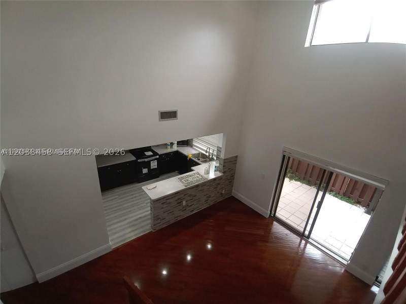 3 bedroom Townhouse at 6533 NW 170th Ln, Villa Homes At The Moors, Hialeah — photo 4