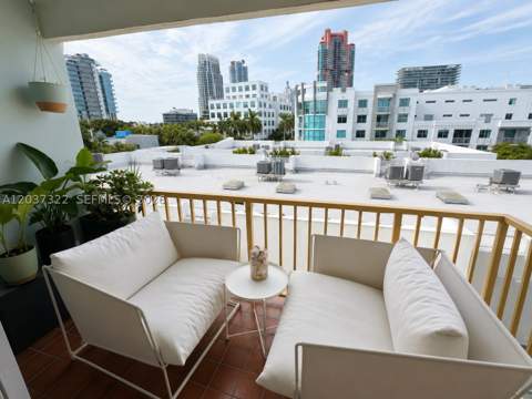 220 Washington Ave 5C, Miami Beach FL - photo 10 of 11