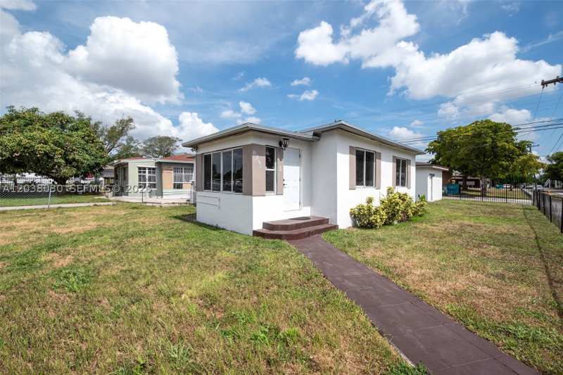 3 bedroom SingleFamilyResidence at 2501 NW 55th Ter, Wheeler Place, Miami — photo 1