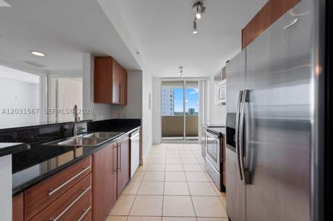 3232 SW 22nd Ter 802, Miami FL - photo 10 of 28