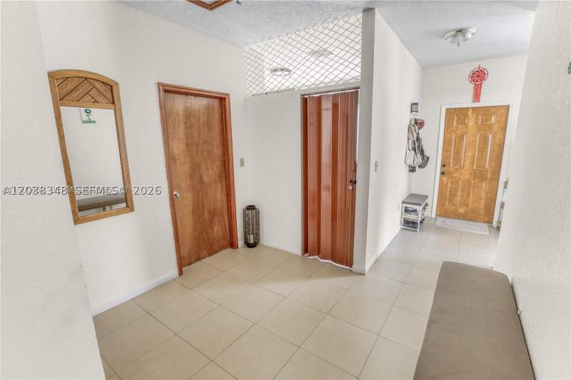 3 bedroom SingleFamilyResidence at 311 NW 95th St, Pinewood Park Pl Amd 2nd, Miami — photo 4