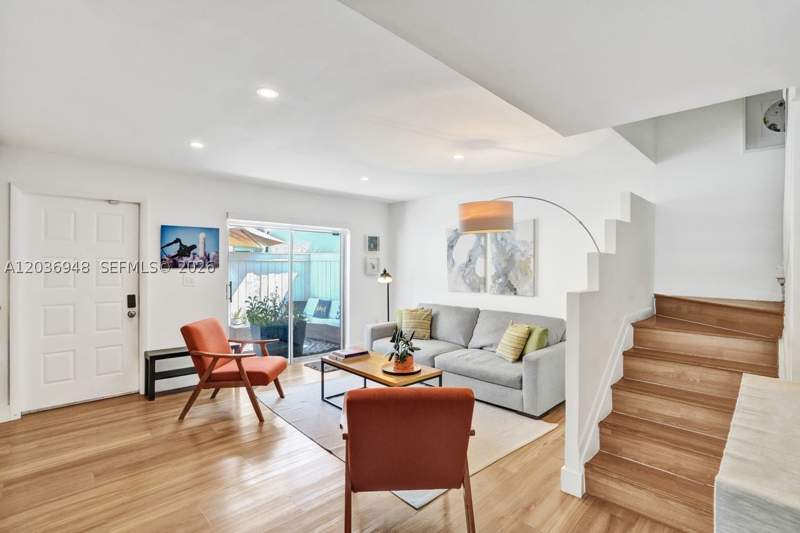 3 bedroom Townhouse at 4555 SW 68th Ct Cir 111, Gables Point II Condo, Miami — photo 3