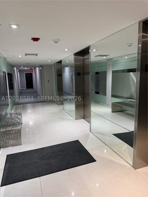 20335 W Country Club Dr 1105, Aventura FL - photo 17 of 18