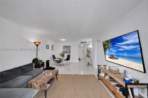 1020 Meridian Ave 715, Miami Beach FL - photo 7 of 25