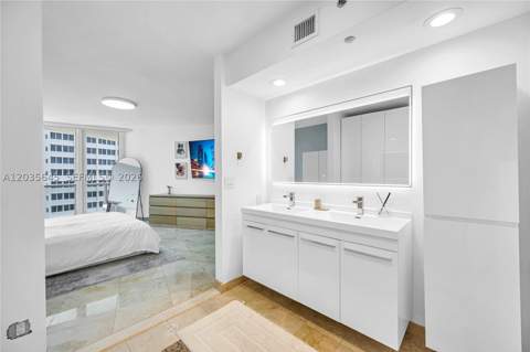 19333 Collins Ave 709, Sunny Isles Beach FL - photo 16 of 30