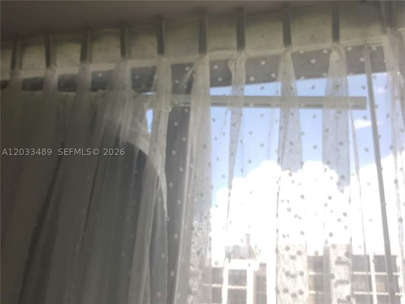 1 bedroom Condominium at 16919 N Bay Rd 608, Plaza Of Americas Condo P, Sunny Isles Beach — photo 4