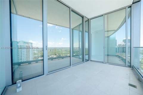 175 SE 25th Rd 2103, Miami FL - photo 10 of 27