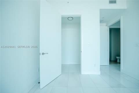 175 SE 25th Rd 2103, Miami FL - photo 14 of 27