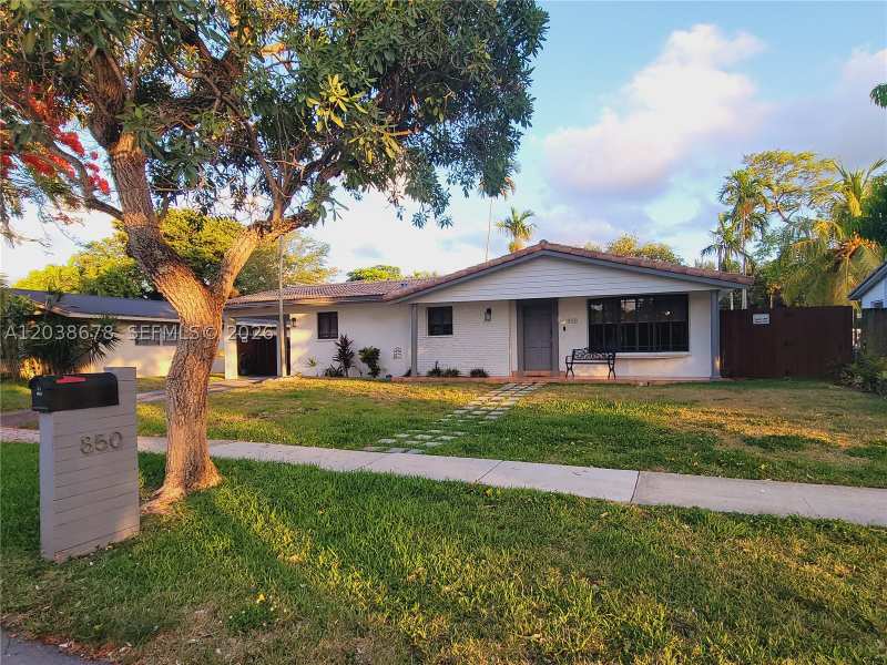 3 bedroom SingleFamilyResidence at 850 NE 182nd Ter, Pickwick Lake Estates Sec, North Miami Beach — photo 1