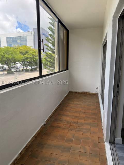 1555 W 44th Pl 203, Hialeah FL - photo 20 of 25