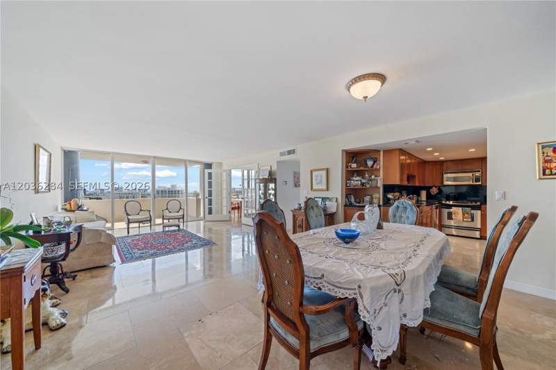 2 bedroom Condominium at 11 Island Ave 1708, Costa Brava Condo, Miami Beach — photo 2