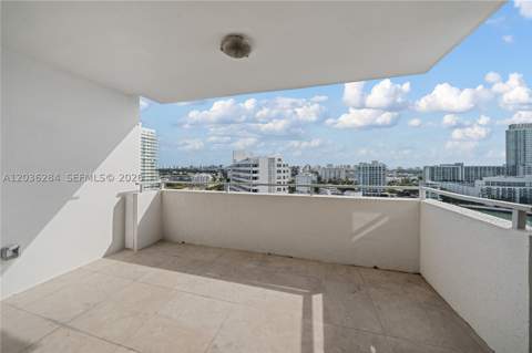 11 Island Ave 1708, Miami Beach FL - photo 7 of 17