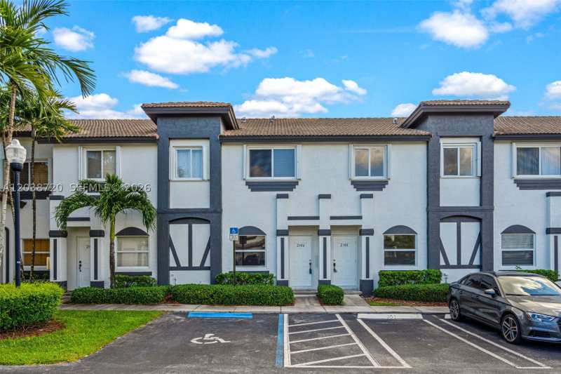 3 bedroom Condominium at 2306 SE 23rd Ter 2306, Towngate Condo Ten, Homestead — photo 1