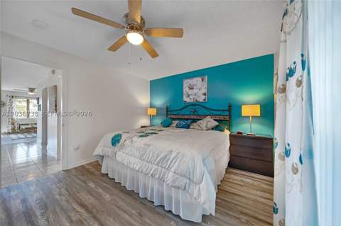 15610 NE 6th Ave 34C, Miami FL - photo 13 of 35