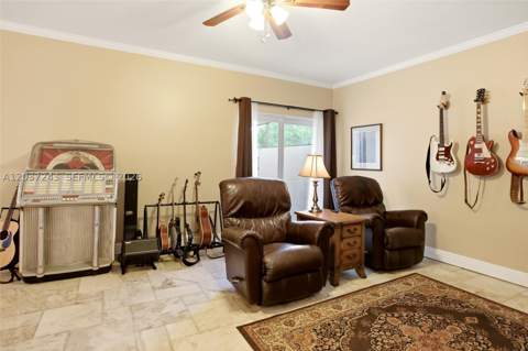 7880 SW 180th Ter, Palmetto Bay FL - photo 16 of 40