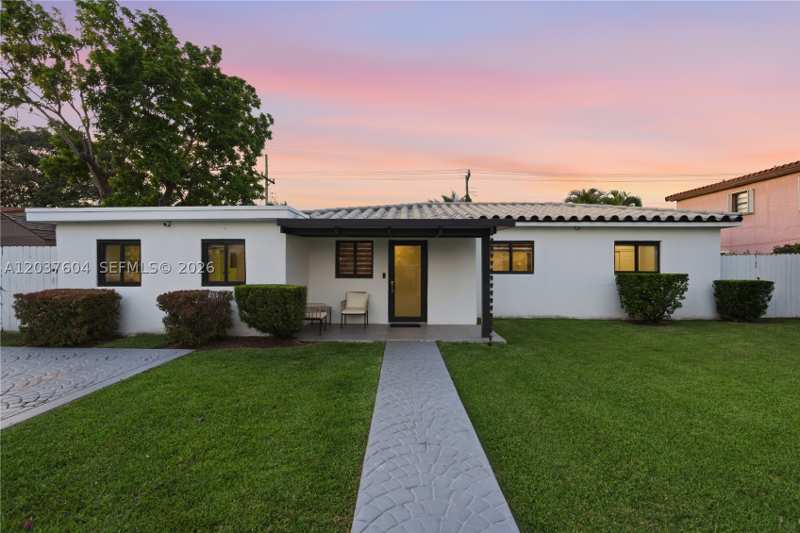 4 bedroom SingleFamilyResidence at 7395 SW 39th St, Central Miami Part 6, Miami — photo 1