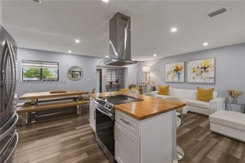 7395 SW 39th St, Miami FL - photo 8 of 48