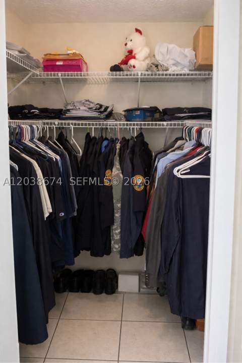 1090 NE 129th St 205, North Miami FL - photo 8 of 14