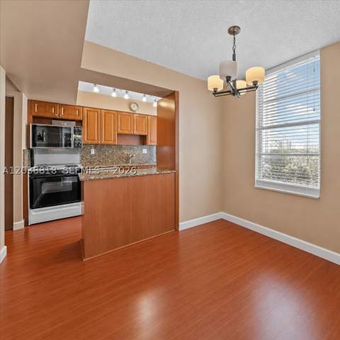 230 174th St 404, Sunny Isles Beach FL - photo 6 of 14