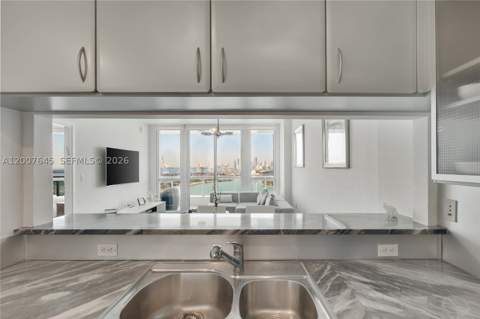 540 West Ave 2112, Miami Beach FL - photo 16 of 79