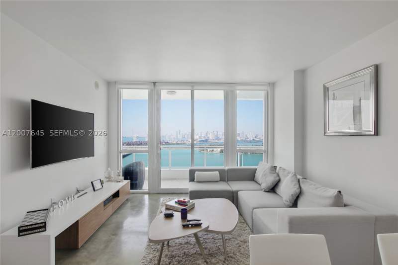 1 bedroom Condominium at 540 West Ave 2112, The Bentley Bay Condo, Miami Beach — photo 5