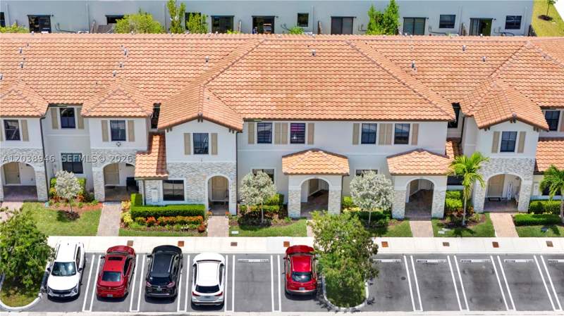 3 bedroom Townhouse at 11815 SW 247th Ter, Silver Palm Residential H, Homestead — photo 3