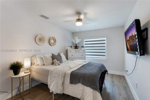 14830 SW 149th St, Miami FL - photo 13 of 43