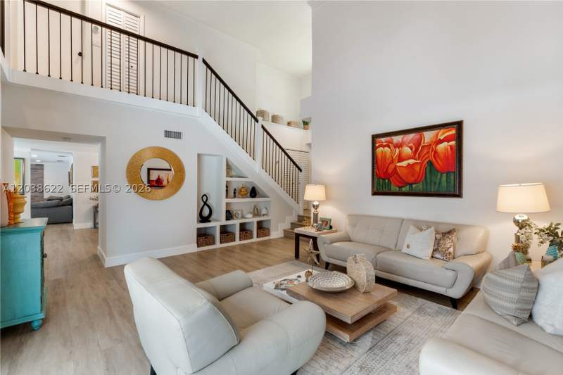 5 bedroom SingleFamilyResidence at 14830 SW 149th St, Country Walk Sec 3, Miami — photo 4