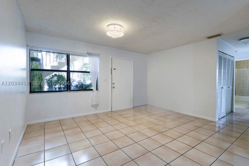 2 bedroom Condominium at 12940 SW 64th Ln 312-3, Miller Villas Condo, Miami — photo 4