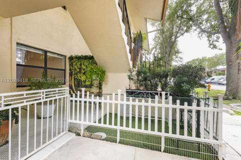12940 SW 64th Ln 312-3, Miami FL - photo 7 of 17