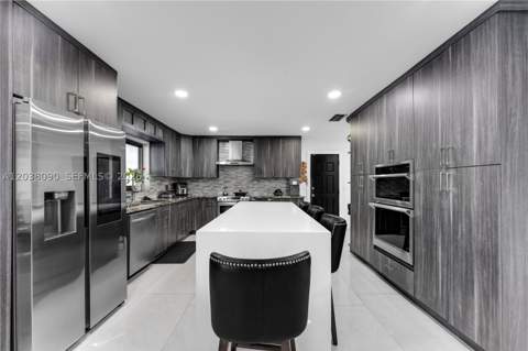 551 SW 127th Ave, Miami FL - photo 11 of 33