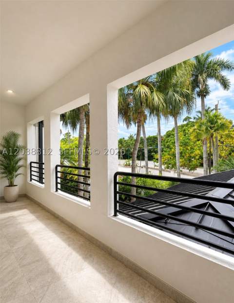 10395 SW 67th Ave, Pinecrest FL - photo 21 of 47