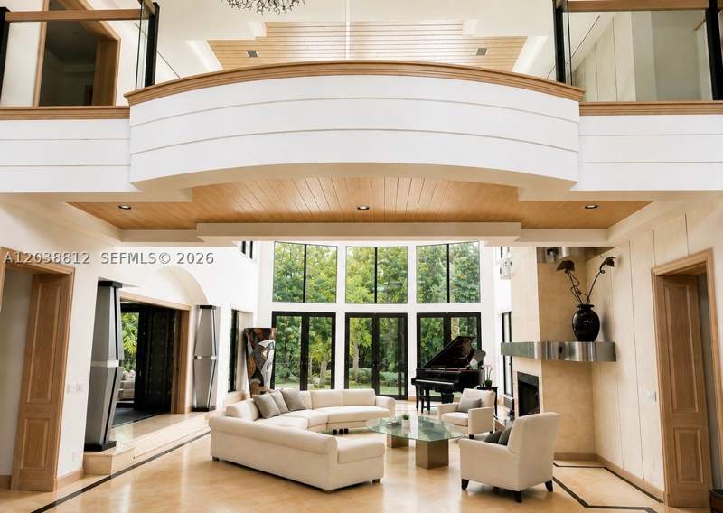 7 bedroom SingleFamilyResidence at 10395 SW 67th Ave, Pinecrest Lake Estates Re, Pinecrest — photo 4