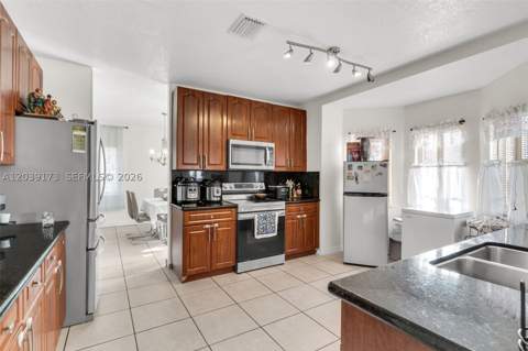 1760 NE 36th Ave, Homestead FL - photo 14 of 49