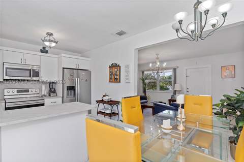 6801 SW 27th St, Miami FL - photo 12 of 34