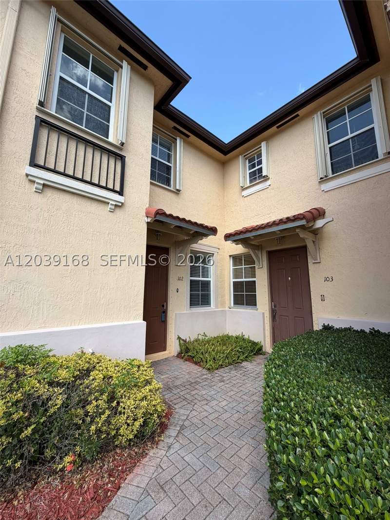 3 bedroom Condominium at 1720 NE 33rd Ave 102-5, Villas At Carmel Condo No, Homestead — photo 3