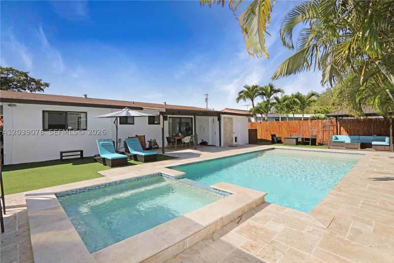 3 bedroom SingleFamilyResidence at 6751 SW 13th St, Intag Sub, Miami — photo 1
