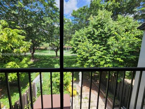 15561 SW 110th Ter, Miami FL - photo 11 of 39
