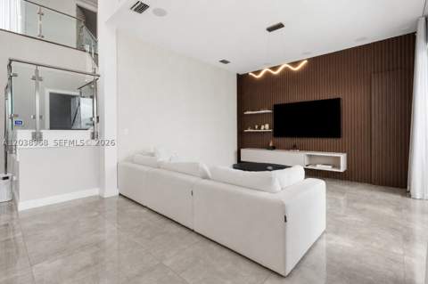 10261 NW 74th Ter, Doral FL - photo 14 of 43