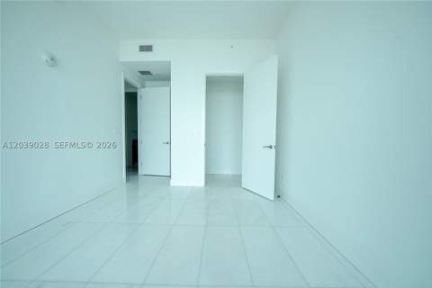 175 SE 25th Rd 2704, Miami FL - photo 24 of 26