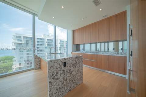 175 SE 25th Rd 702, Miami FL - photo 15 of 30