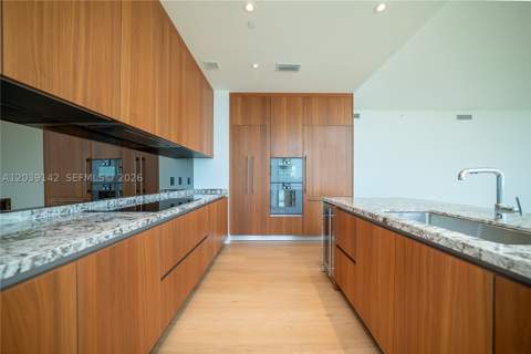 175 SE 25th Rd 702, Miami FL - photo 17 of 30