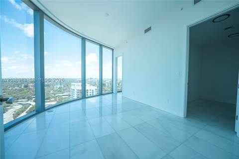 175 SE 25th Rd 2703, Miami FL - photo 10 of 24