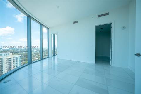 175 SE 25th Rd 2703, Miami FL - photo 13 of 24