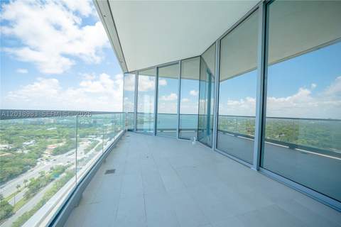 175 SE 25th Rd 2703, Miami FL - photo 22 of 24