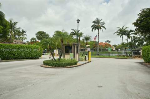 12978 SW 91st Pl, Miami FL - photo 8 of 84