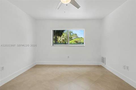 445 SW 11th St 102, Miami FL - photo 14 of 28