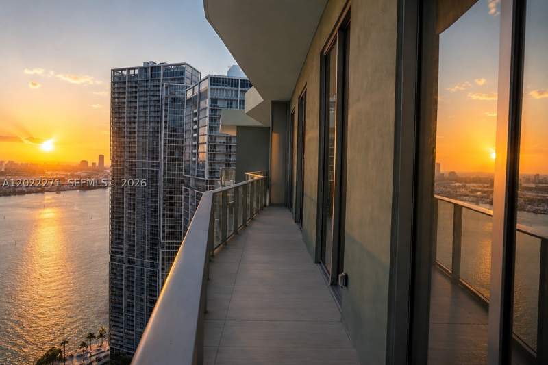 3 bedroom Condominium at 77 SE 5 St Uph03, Viceroy Residence, Miami — photo 2